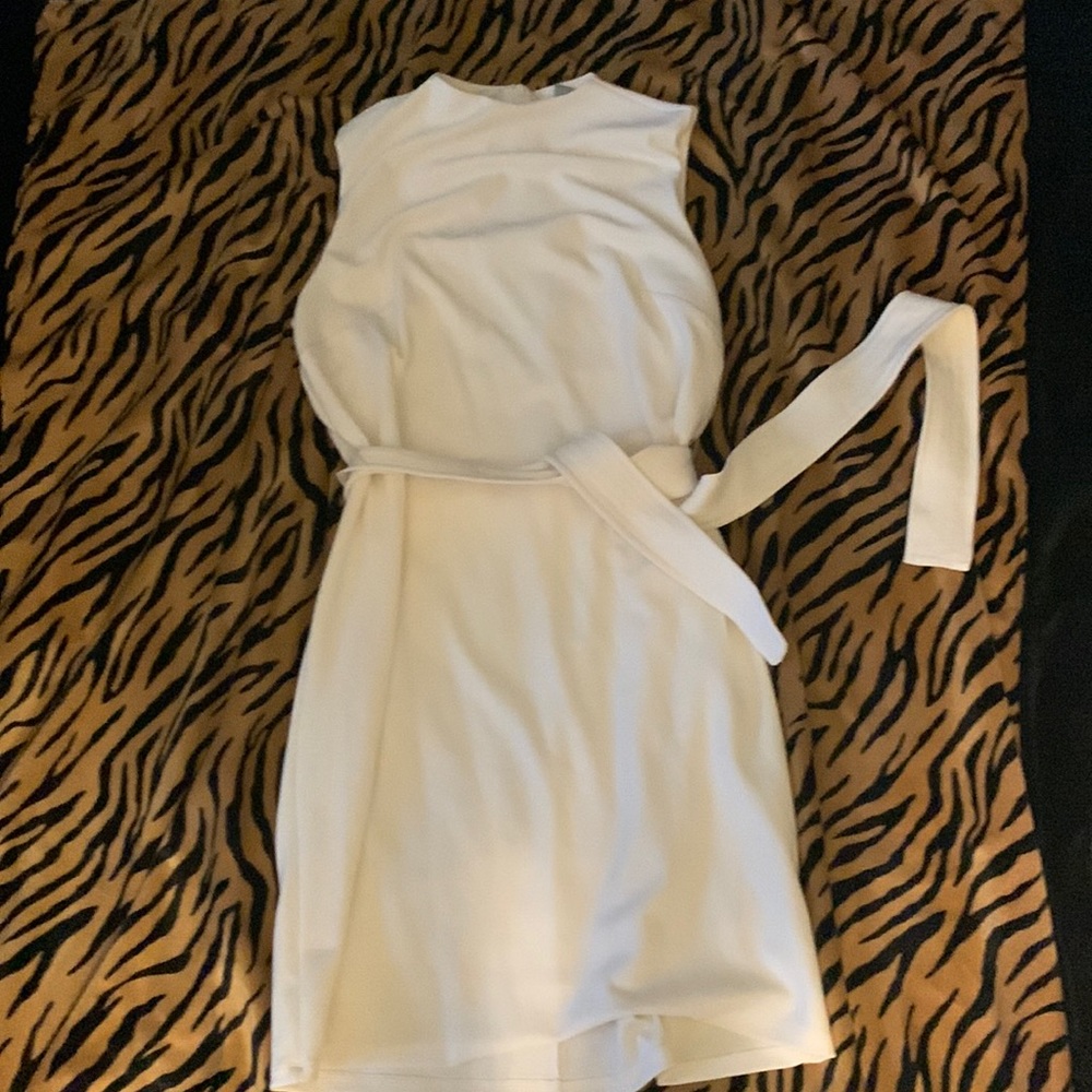 H & M belted sleeveless dress